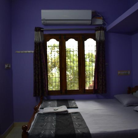 Rainbow Guest House Tiruvannāmalai 外观 照片