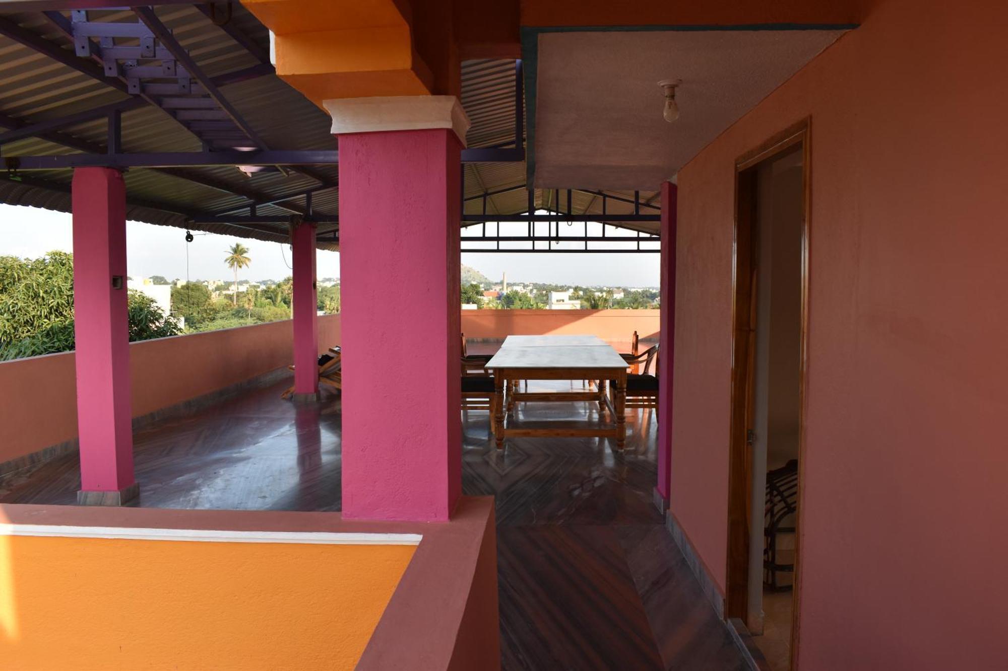 Rainbow Guest House Tiruvannāmalai 外观 照片