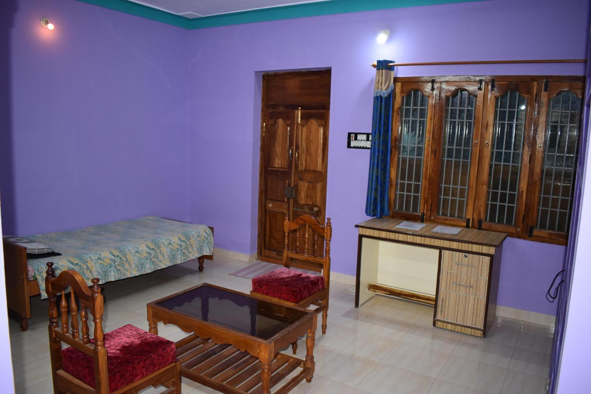 Rainbow Guest House Tiruvannāmalai 外观 照片