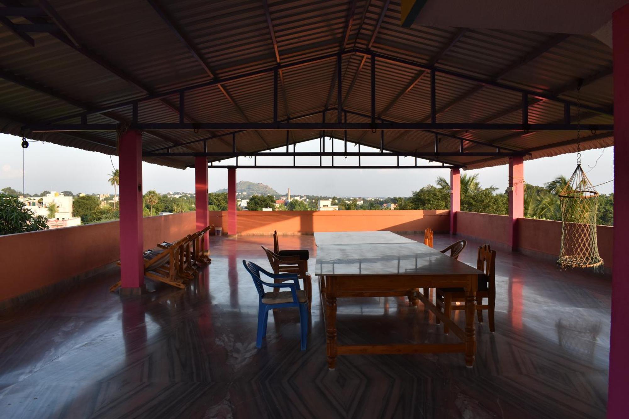Rainbow Guest House Tiruvannāmalai 外观 照片
