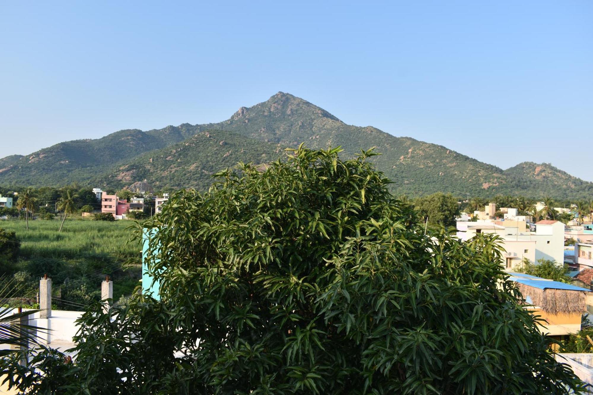 Rainbow Guest House Tiruvannāmalai 外观 照片